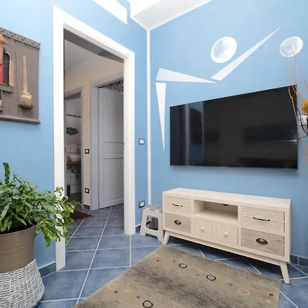 Casa Azzurra Apartment *